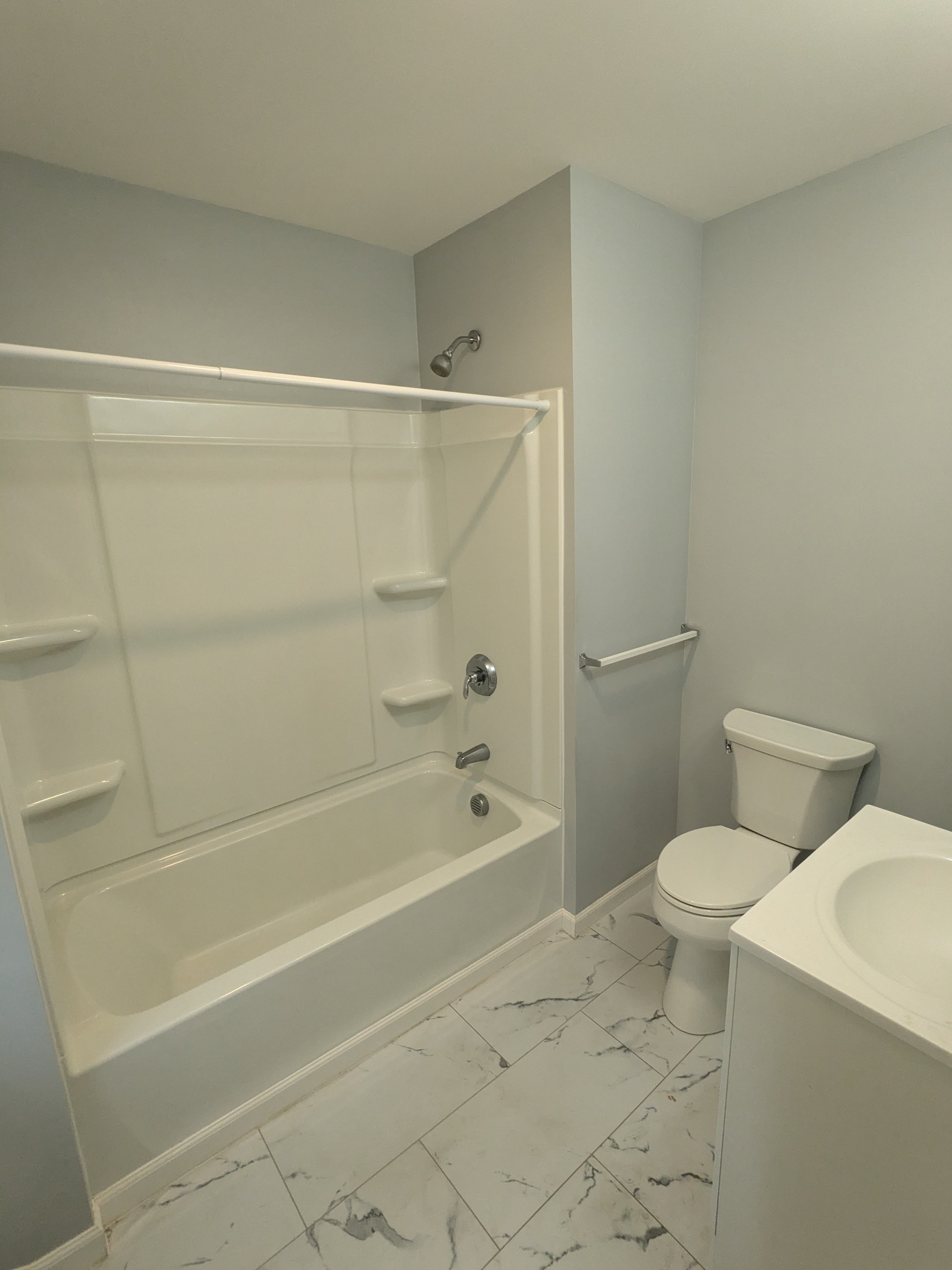 172 Russell St - Photo 17