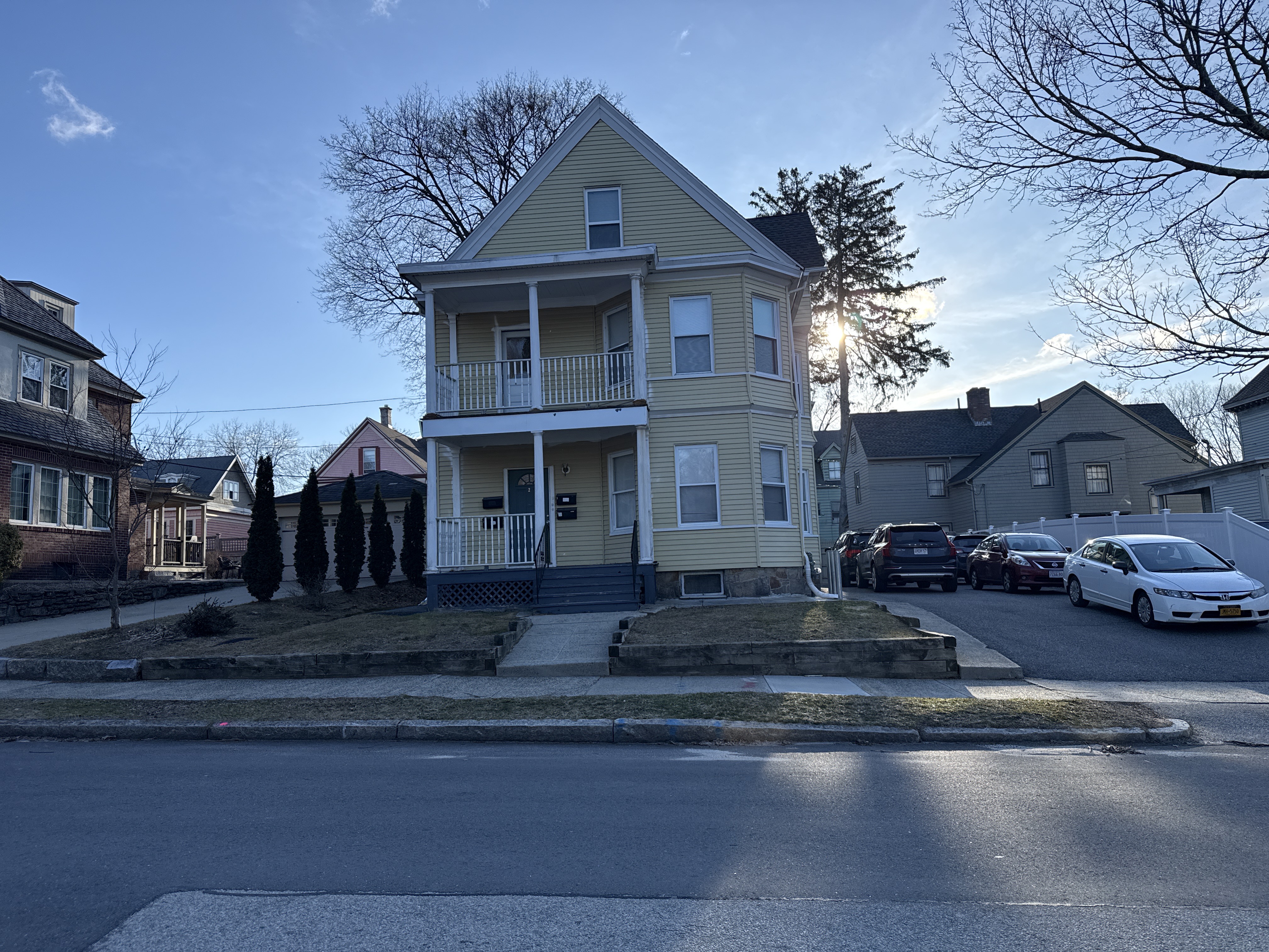 2 Haviland St, Worcester MA