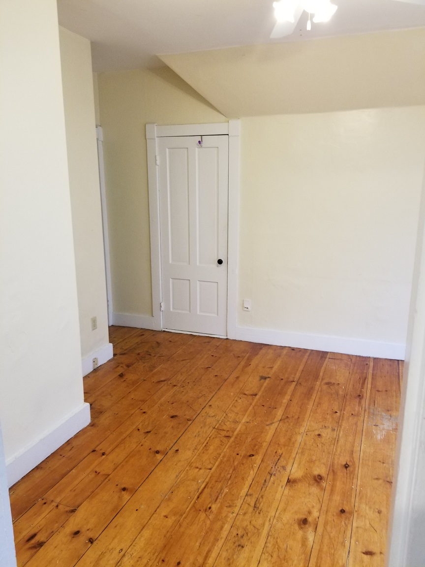 26 Lee St - Photo 16