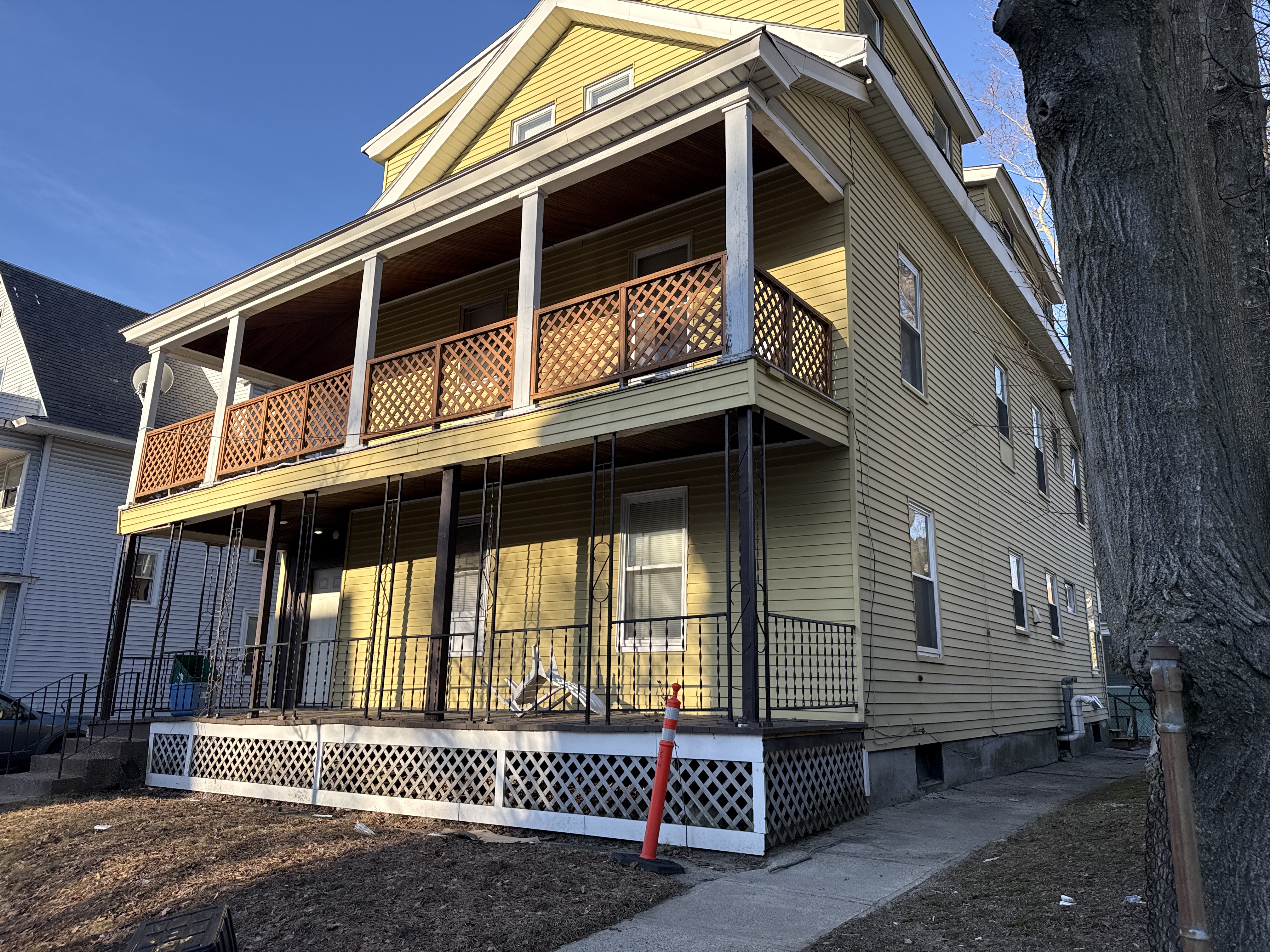 59 Dover St - Photo 2