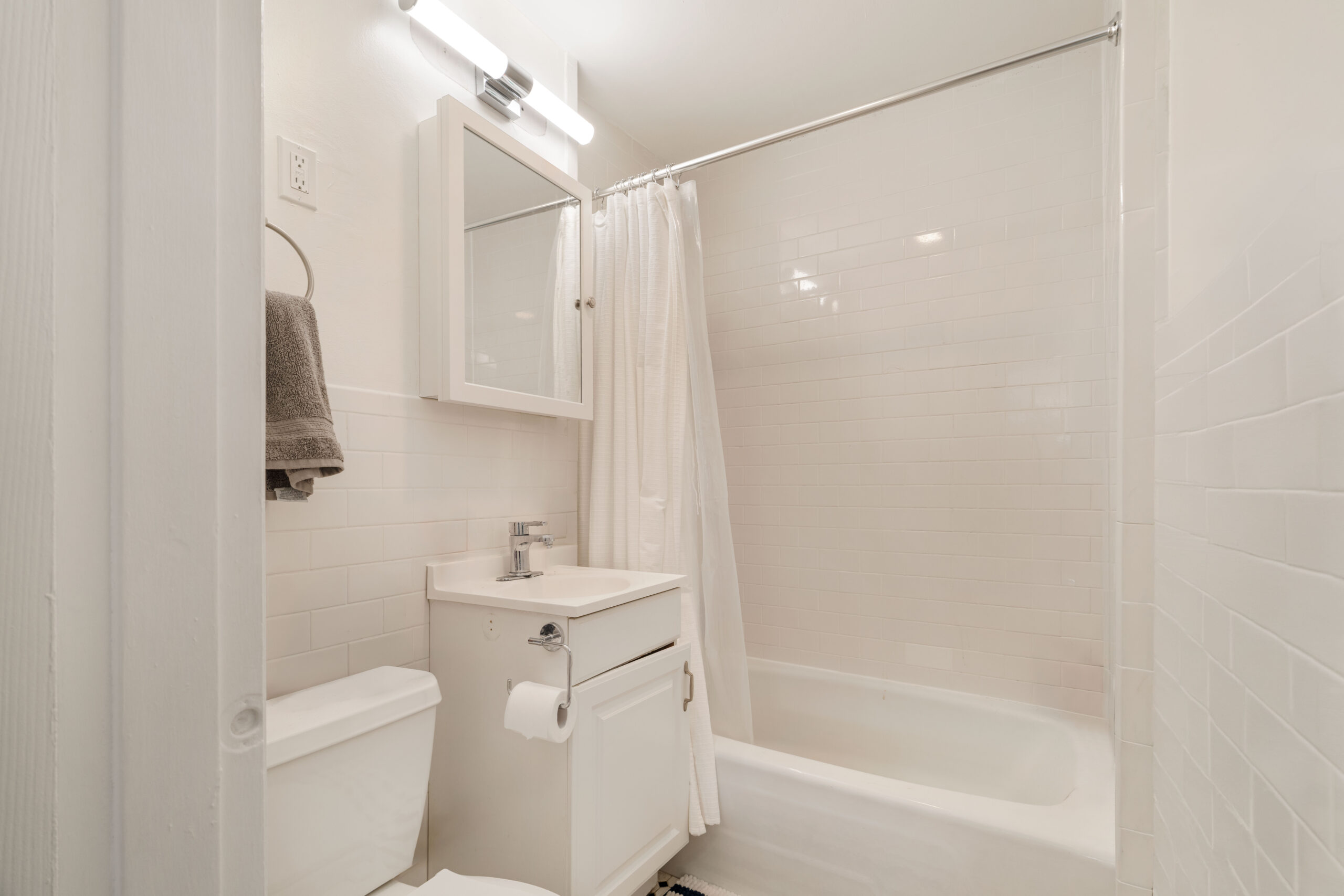 N Margin St #10, Boston, MA, 02113 - Photo 9