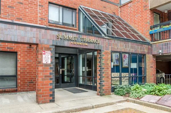 4 Summit Drive # 213, Reading MA 01867 - Preview 2