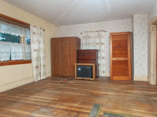 23 Locust St, Reading MA 01867 - Preview 8