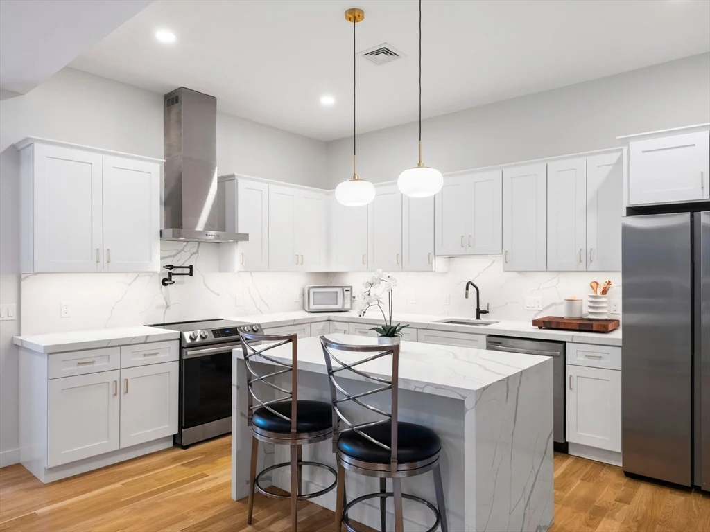 531 Main St # 1002, Reading MA 01867 - Photo 2