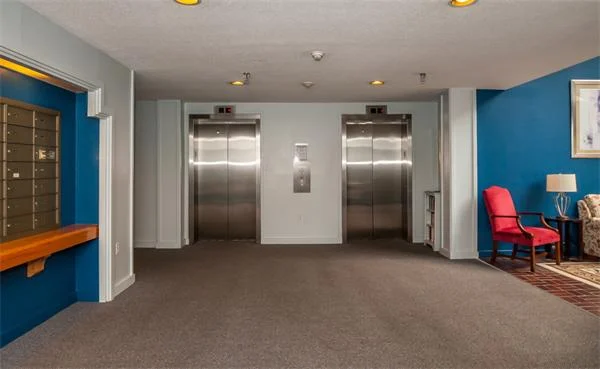 4 Summit Drive # 213, Reading MA 01867 - Preview 4