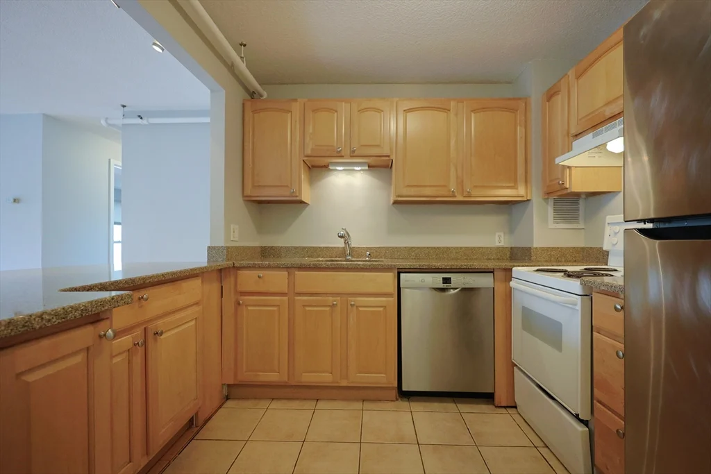 872 Massachusetts Avenue # 401, Cambridge MA 02139 - Photo 7