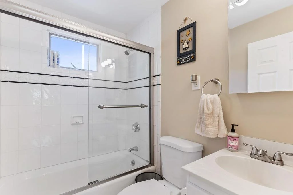 14 Cross Street, Reading MA 01867 - Photo 16