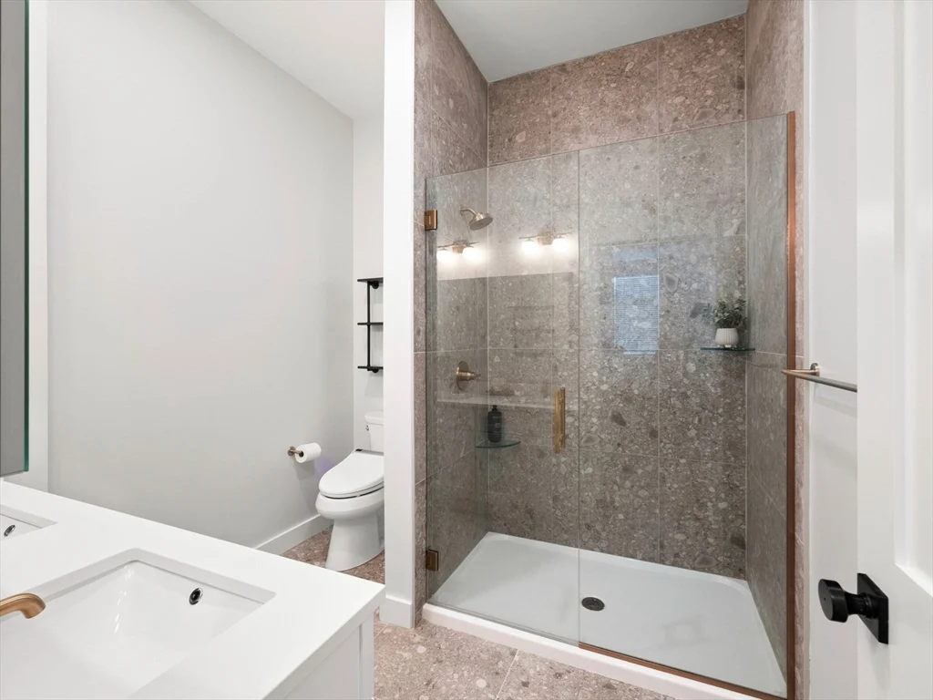 531 Main St # 1002, Reading MA 01867 - Photo 8