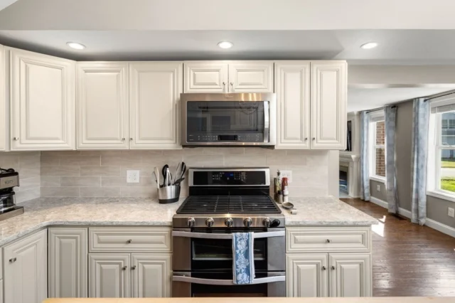 7 Washington Street, Reading MA 01867 - Preview 6