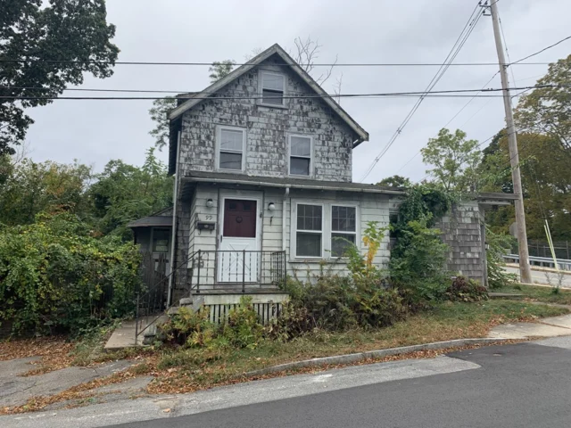 99 Vine St, Reading MA 01867 - Preview 1