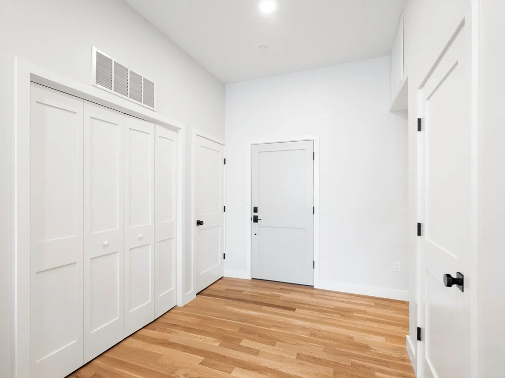 531 Main St # 1002, Reading MA 01867 - Photo 15