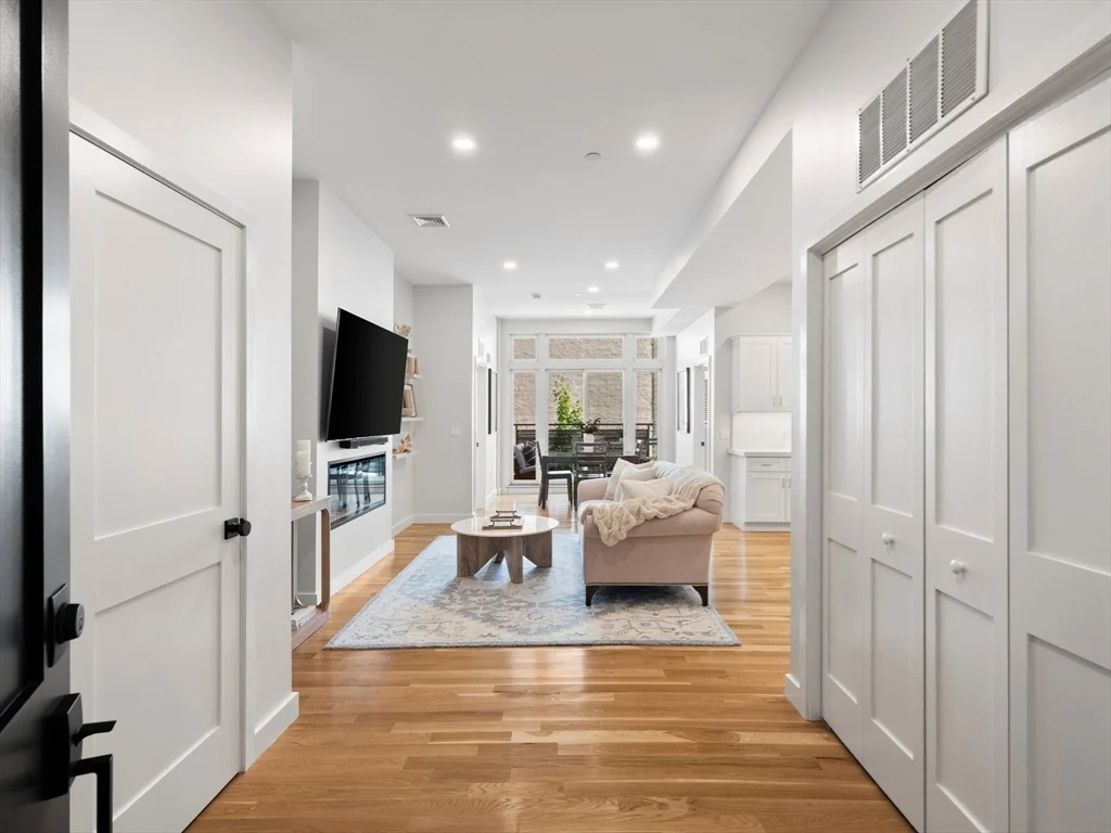 531 Main St # 1002, Reading MA 01867 - Photo 14