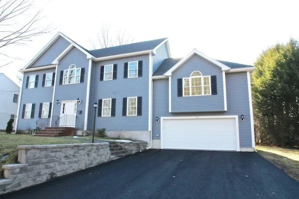 15 Grant St, Reading MA 01867 - Preview 25