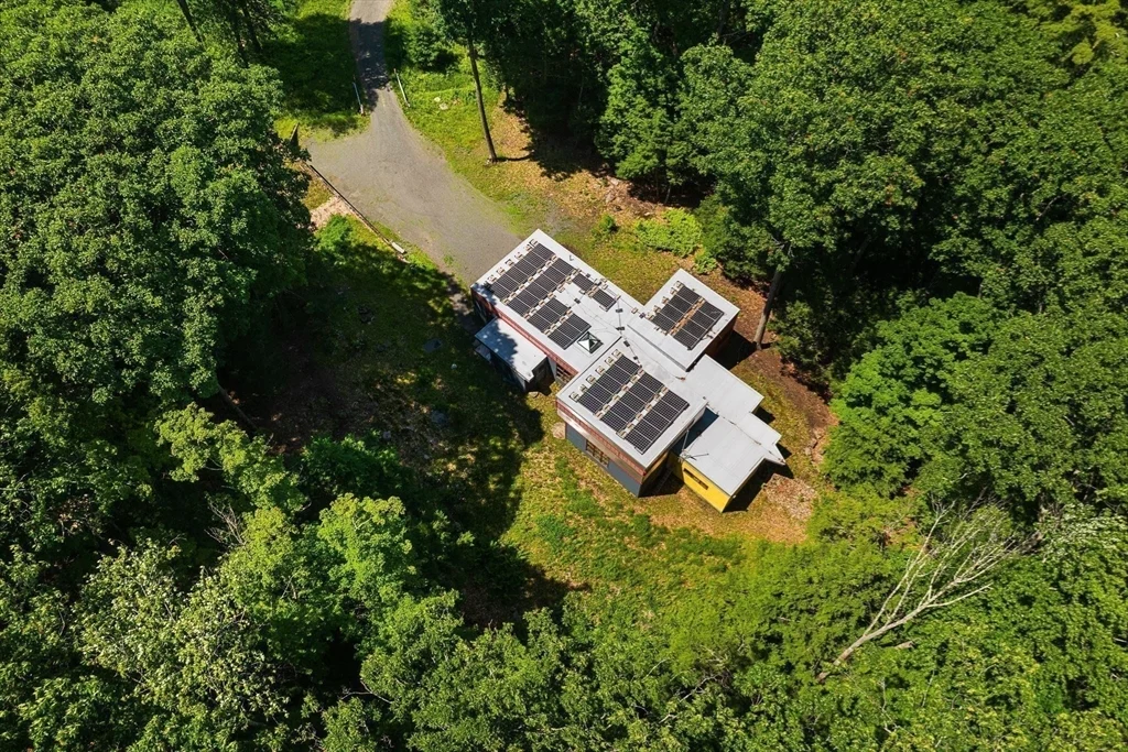 2 Laurel Hill Dr, Leverett MA 01054 - Photo 37