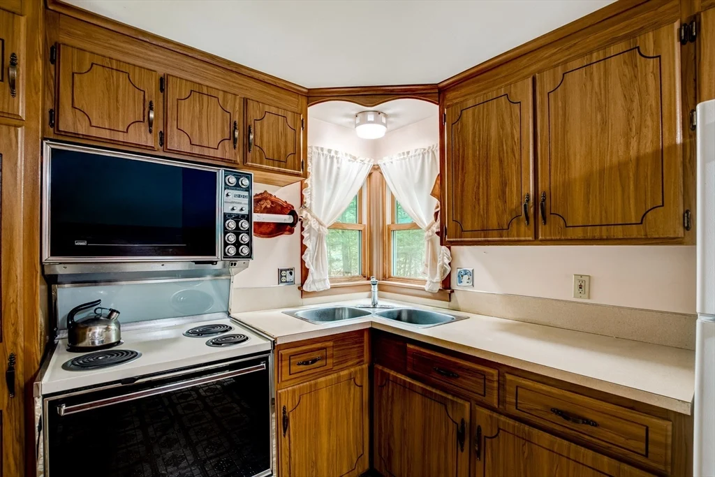 487 Fitchburg State Road, Ashby MA 01431 - Photo 14