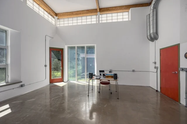 2 Laurel Hill Dr, Leverett MA 01054 - Preview 14
