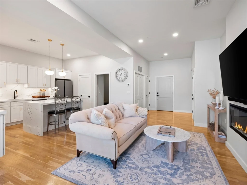 531 Main St # 1002, Reading MA 01867 - Photo 20